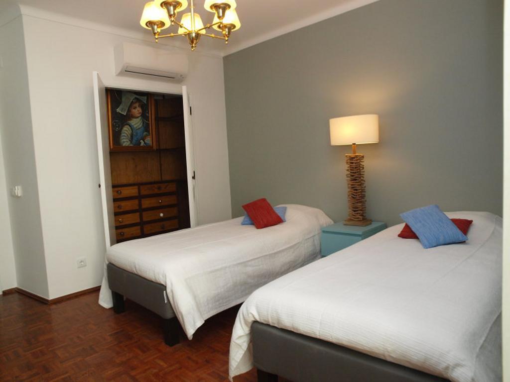Henri'S Apartments - City Centre Lagos Esterno foto